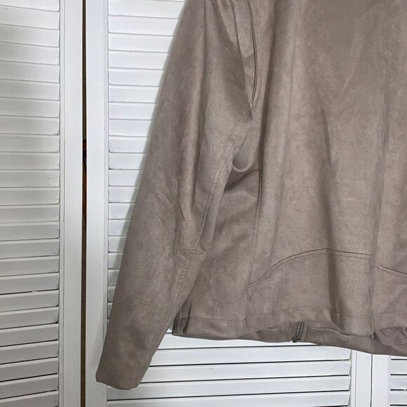Maurice’s Faux Suede Beige Zip Up Jacket Size Large - Picture 8 of 15